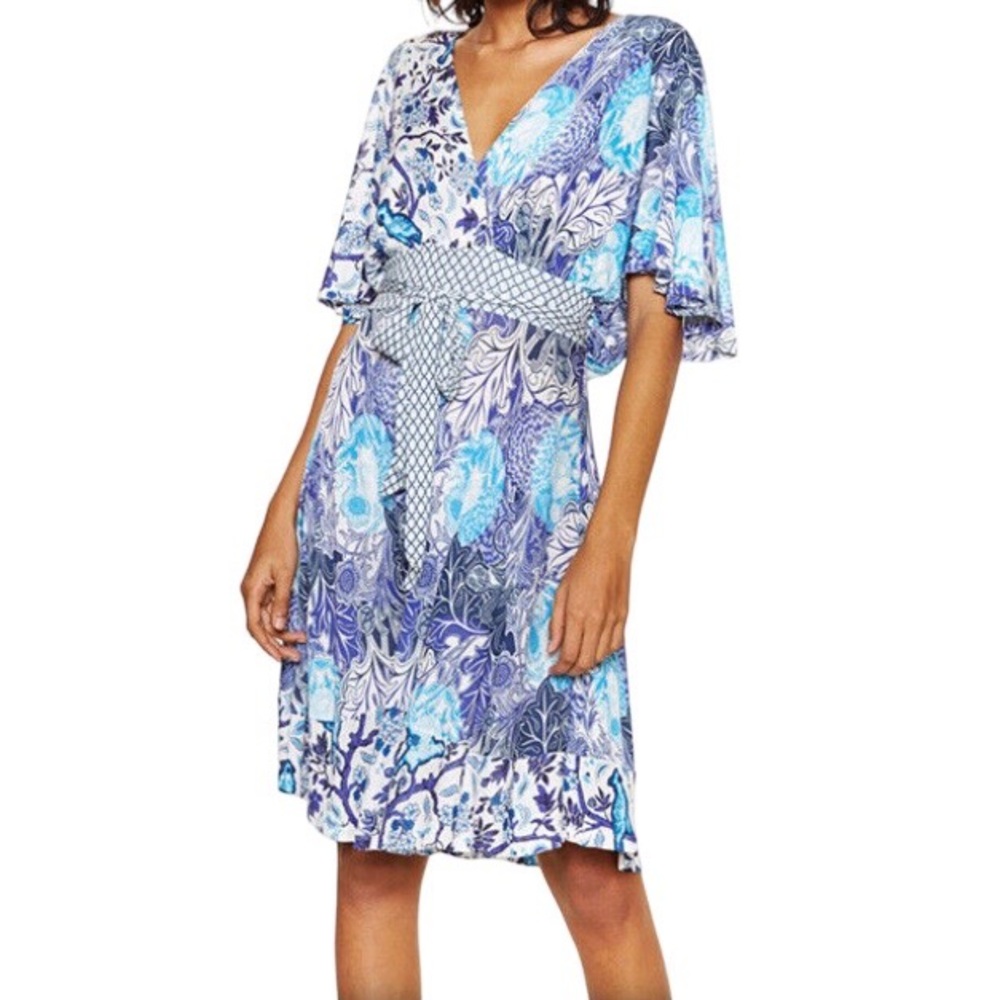 Desigual Blue White Floral Fit & Flare Dress Size XL Flutter Sleeve V Neck